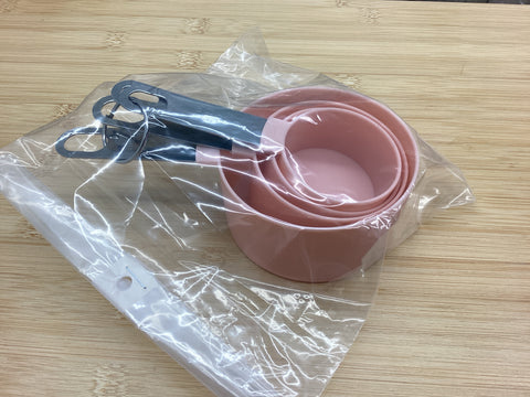 Measuring (4) Cup Set