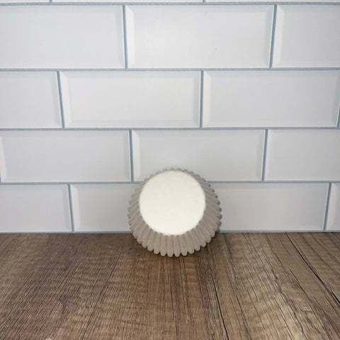 White Stnd Cupcake Liner (approx 50 Piece)