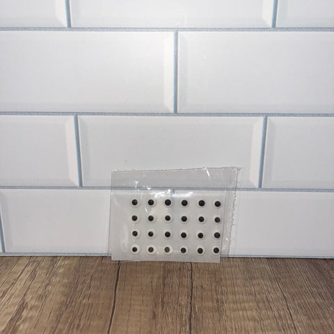 Small Eyes Shaped Sugar Decoration 24 pack