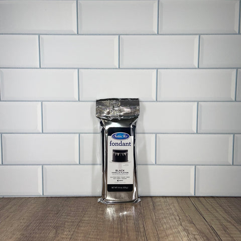 4.4 oz Black Fondant